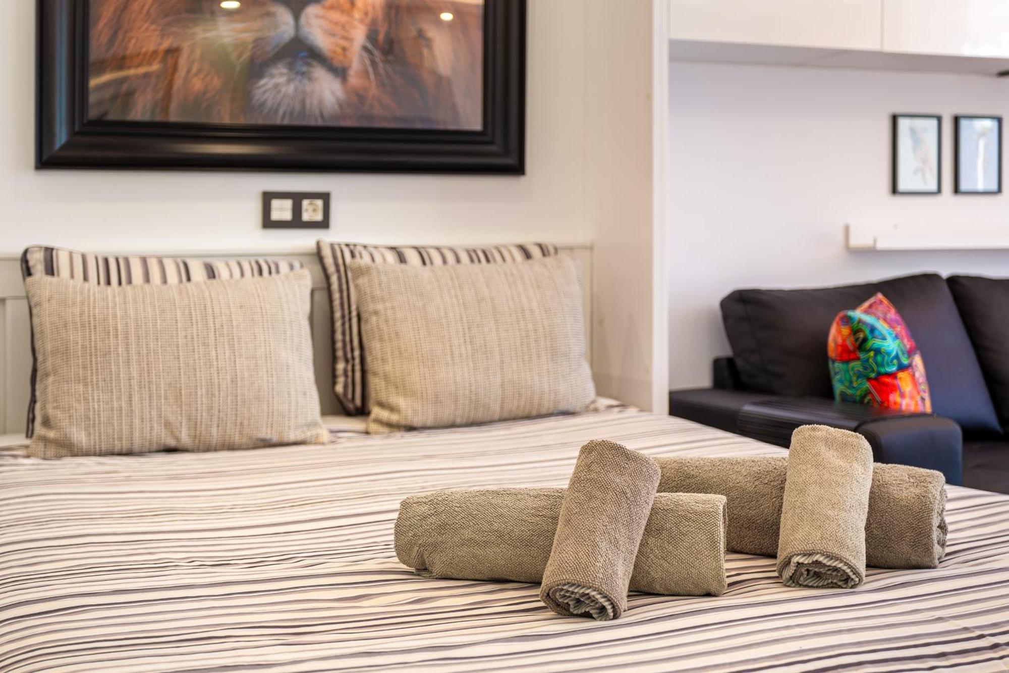 דירות פלאייה דל אינגלז Modern & Elegant Loft מראה חיצוני תמונה